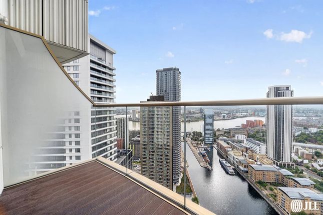 3304,, 1 Park Drive, London photo 3