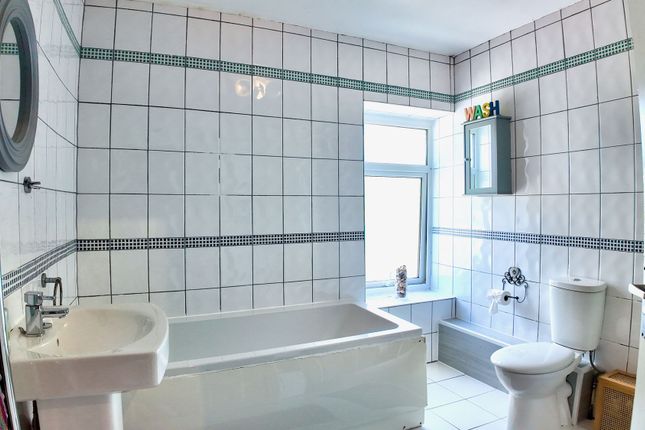 5 Warne Street, Blackwood photo 4