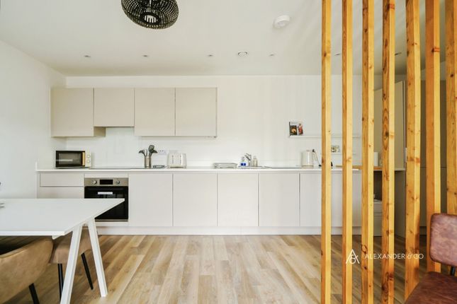29, Roberts Drive, Bicester photo 4