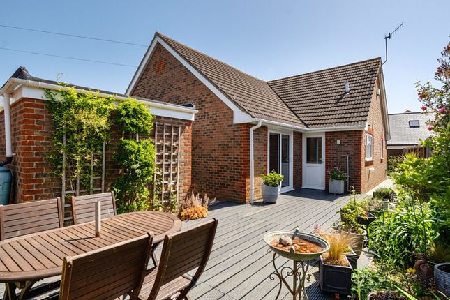 8 St. Nicholas Lane, Bognor Regis photo 4