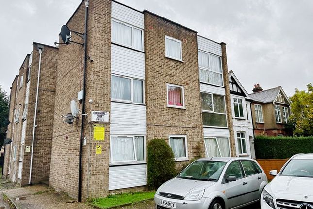 1-bed flat on Flat 5, Crowhurst Court, Lansdowne Road, London, £245,000