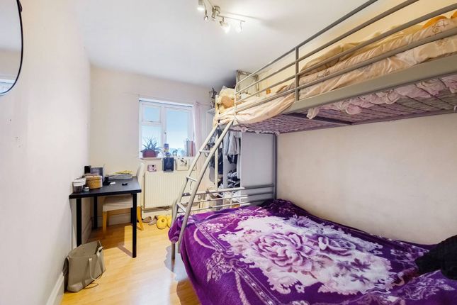 Terraced house for sale in Newham Way E6, Beckton, London,