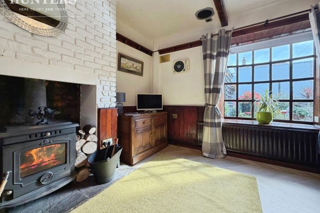41, Bilham Road, Huddersfield photo 3