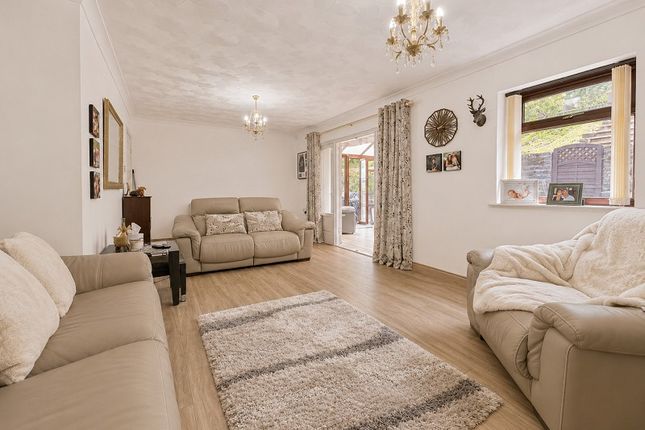 31, St. Peters Avenue, Swansea photo 4
