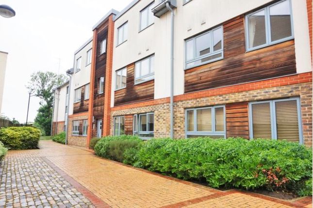 Thumbnail Flat to rent in The Waterfront, Hertford