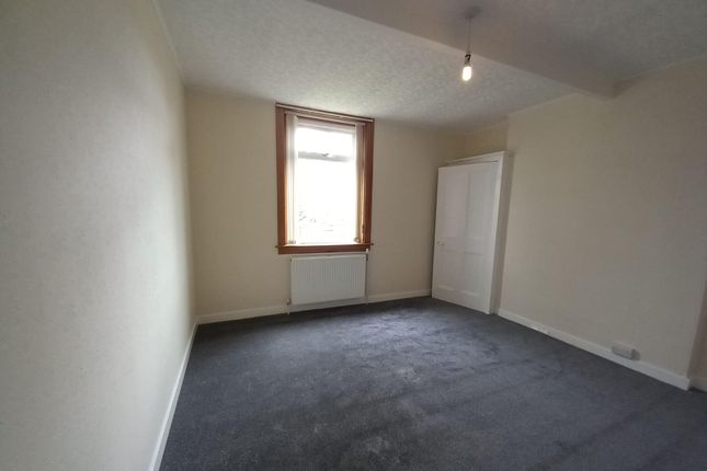 Flat to rent in 3 Wellwood Avenue, Muirkirk, Cumnock