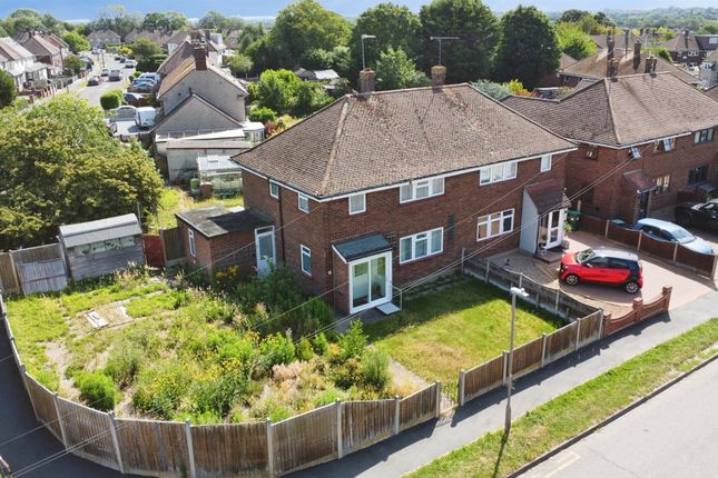 6, Danes Way, Brentwood photo 2