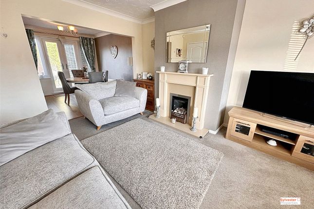 21, Windermere, Birtley photo 4