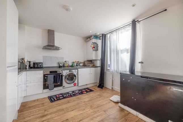 Flat 20, Radley House 186-188 High Street, Slough photo 4