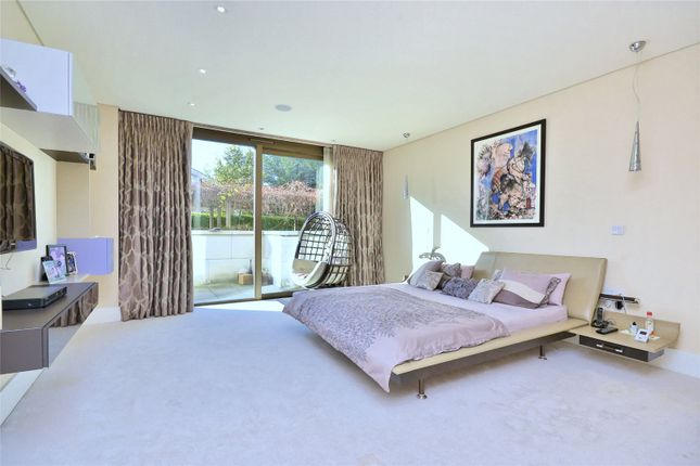 Flat for sale in Embassy Court, Wellington Road, London