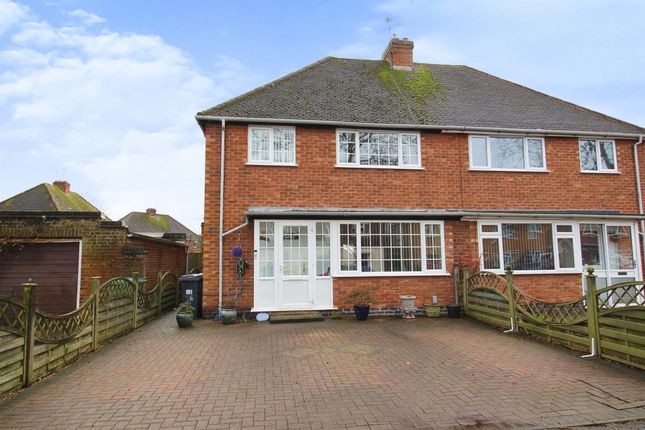 Thumbnail Semi-detached house for sale in Browning Avenue, Warwick