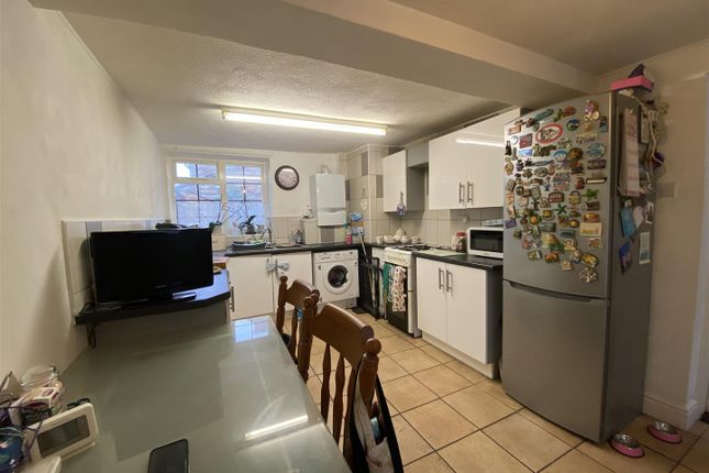 61, High Street, Chatteris photo 4