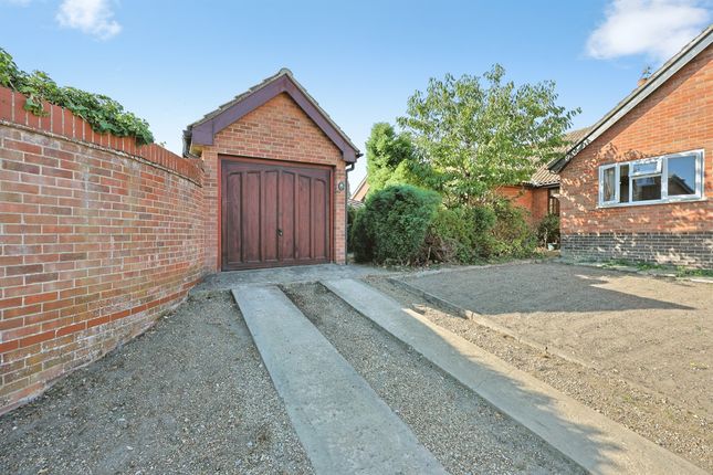 7, Hawthorn Close, Norwich photo 4