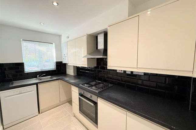 Grenville Place, Mill Hill photo 4