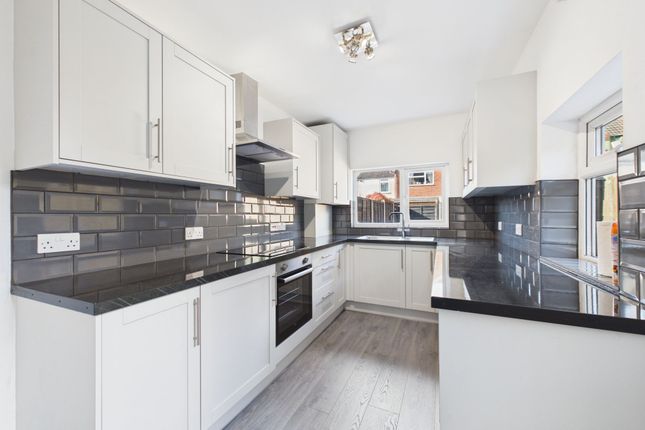 17 Alney Terrace, Gloucester photo 4
