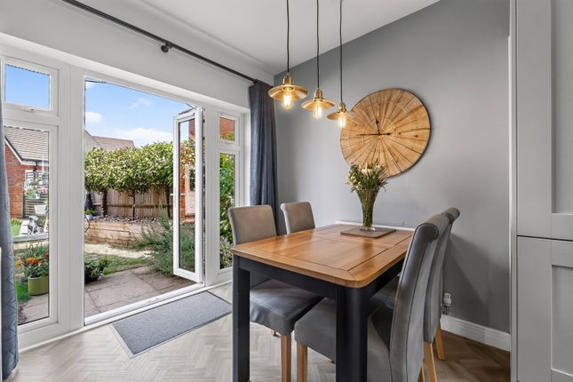 120, Meadow Road, Wixams photo 4