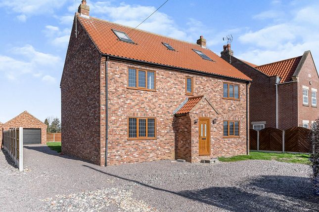 Thumbnail Detached house to rent in Pinfold Lane, Moss, Doncaster