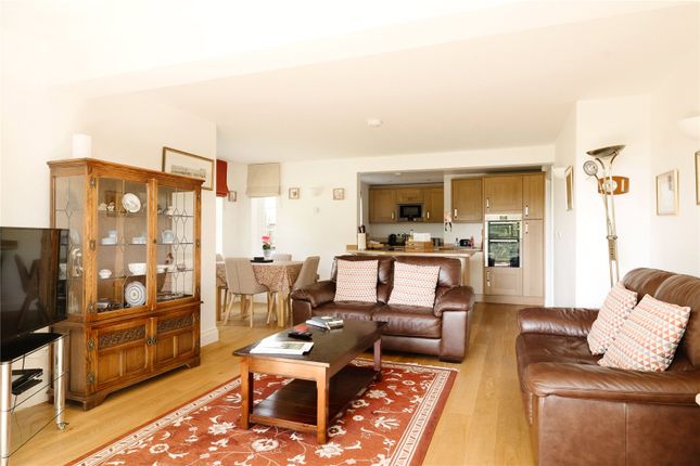 5, Burford Hill Mews, Oxfordshire photo 4