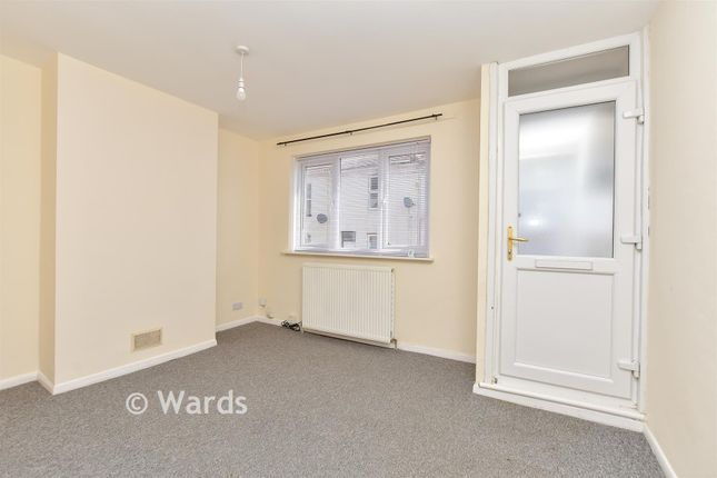 15, Hartington Street, Chatham photo 4