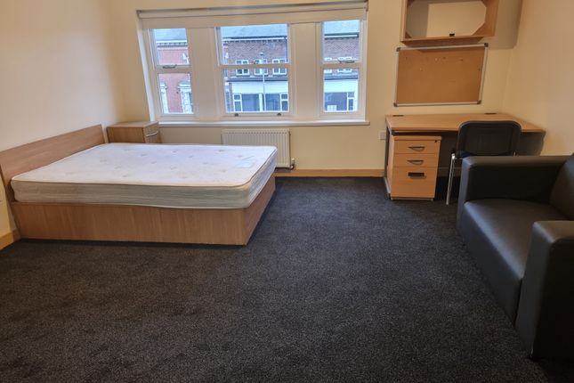 Studio to rent in 92 London Road, Leicester