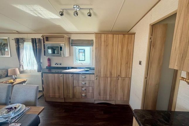 12, Fairway Holiday park, Sandown photo 4