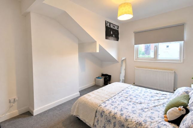 Harold View, Leeds photo 5