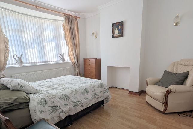 109, Brecon Road, Ystradgynlais photo 5