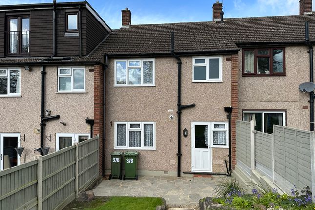 Terraced house to rent in Outwood Common Road, Billericay
