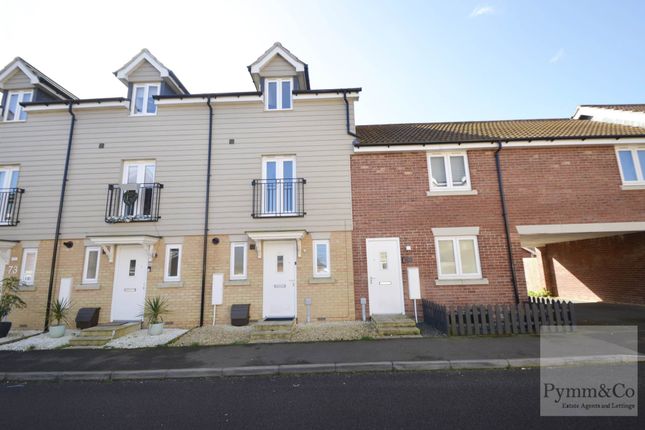 Thumbnail Town house to rent in Falcon Crescent, Norwich