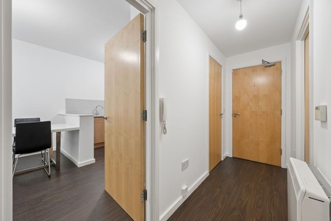 Apt 29, Holden Mill Blackburn Road, Bolton photo 4
