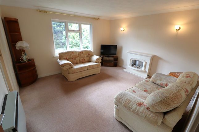 4 Framlingham Court, Hilltop Close, Rayleigh photo 2