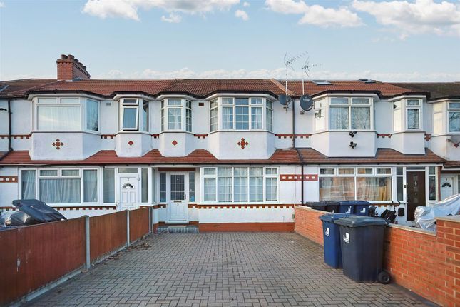 Terraced house for sale in Cleveley Crescent, London