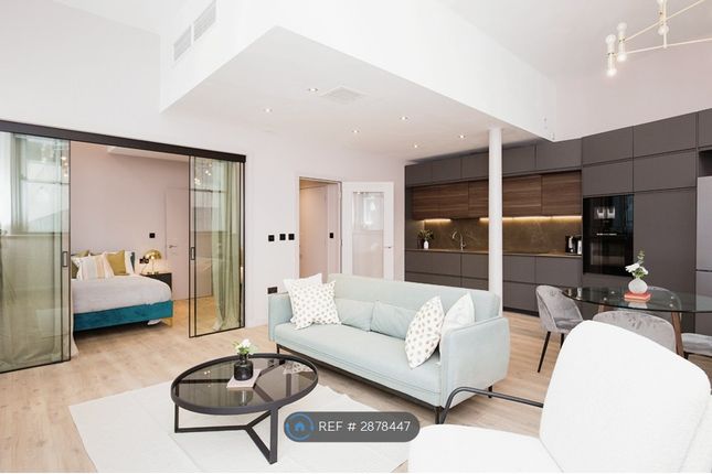 2-bed flat on Flat, Charlotte Street, Manchester, £1,995/mo