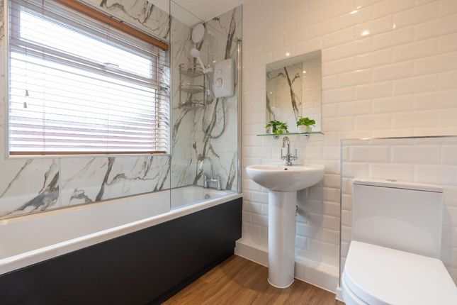 41, Doncaster Road, Newcastle photo 4