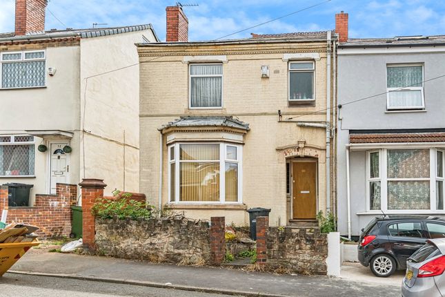 3-bed terraced on 33, Junction Street, Dudley, £110,000