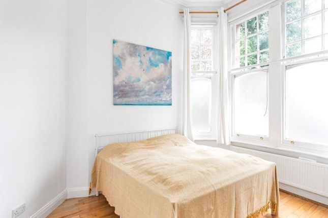 7a, Princes Avenue, London photo 2