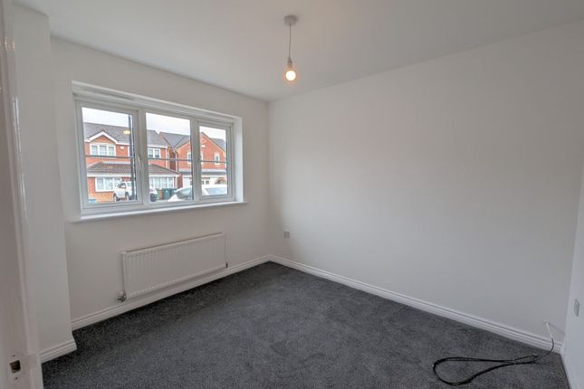 Detached house to rent in Algate Close, Coventry