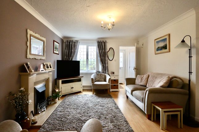 2 Nant-Gau, Blackwood photo 4