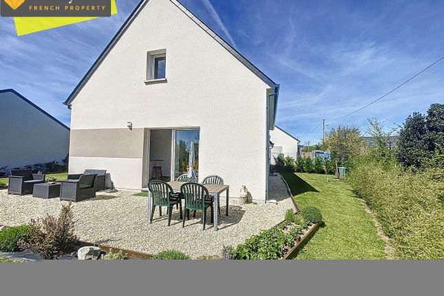 Villa for sale in Brehal, Basse-Normandie, 50290, France