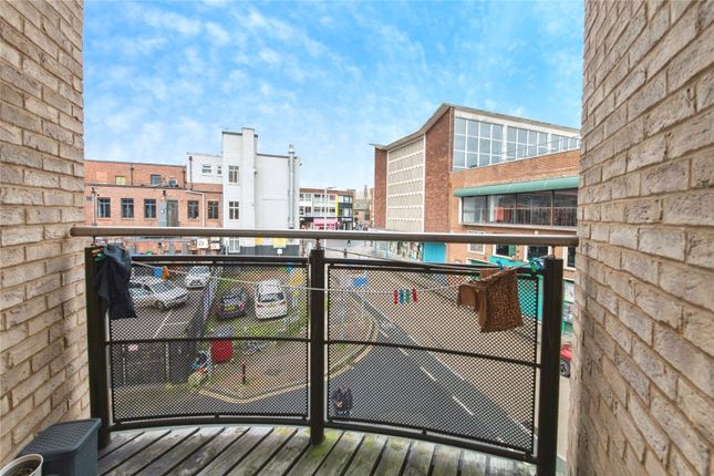8 Augusta Court,, Market Street, Devon photo 4