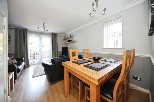 50, Bowbrookvale, Luton photo 4