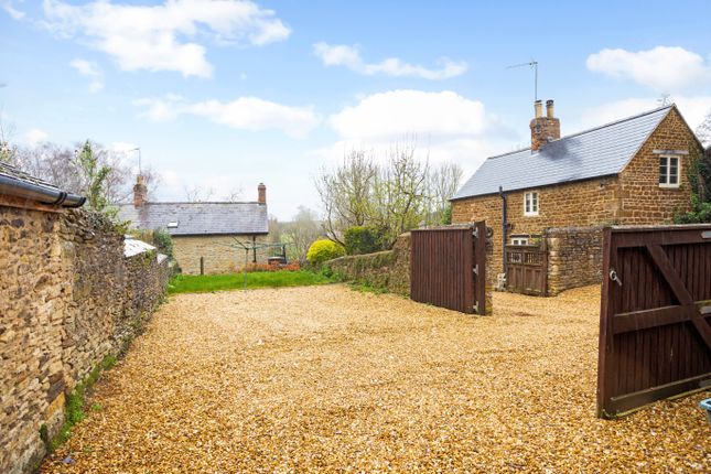 Detached house for sale in Steeple Aston, Oxfordshire