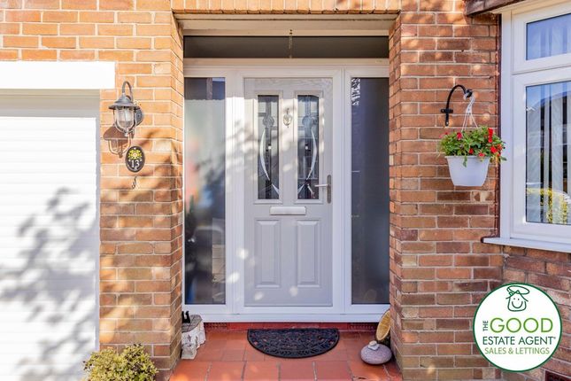 13, Windermere Road, Handforth photo 2