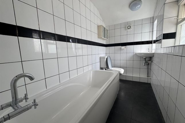 22, Regent Mount, Harrogate photo 5