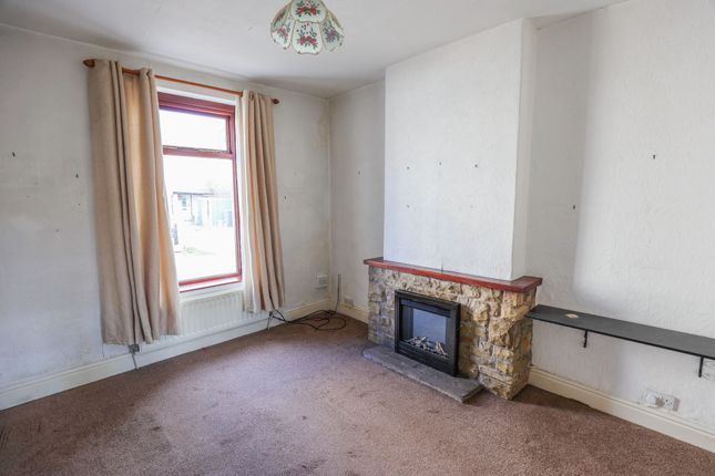 4 Carr Lane, Morecambe photo 3