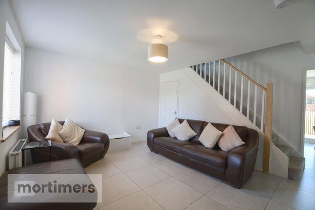 25, Woodview Drive, Lancashire photo 2