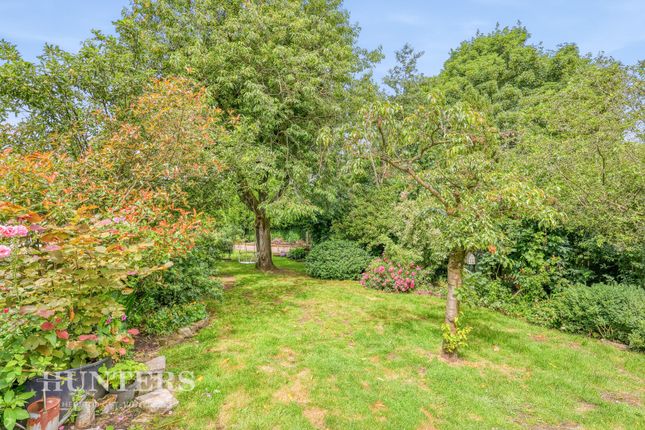 1, Wildhouse Court, Milnrow photo 4
