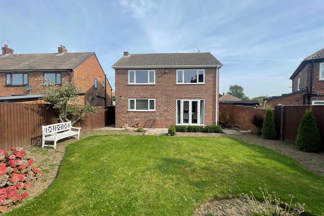 Thumbnail Detached house for sale in Lynwood Crescent, Pontefract