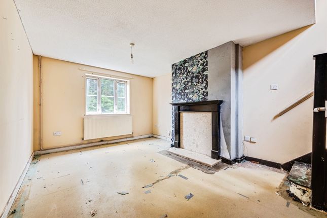 16, Masefield Road, Cirencester photo 3