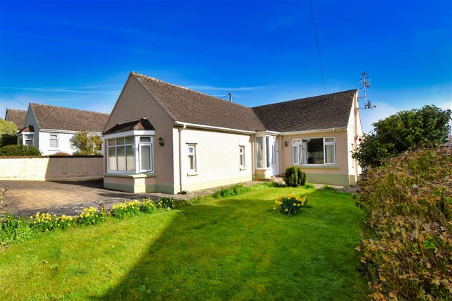 Bungalow for sale in Penally, Tenby
